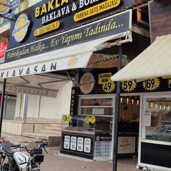 Baklavasan Mersin Yalınayak Şubesi Bayat Ürün Sattı