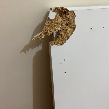 Vivense Kırık Dolap Parçası!