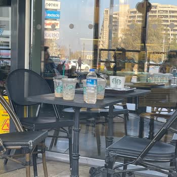 Starbucks Coffee Masa Kirliliği