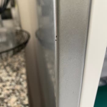 Arçelik Buzdolabı Boya Atması 270531