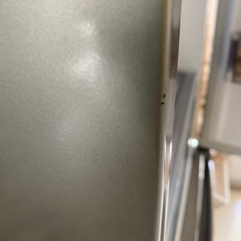 Arçelik Buzdolabı Boya Atması 270531