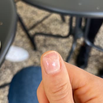 My Nails (Antalya) Manikürü Çok Çok Kötü Yapıyorlar! Kaba Konuşan Sahibi De Var!