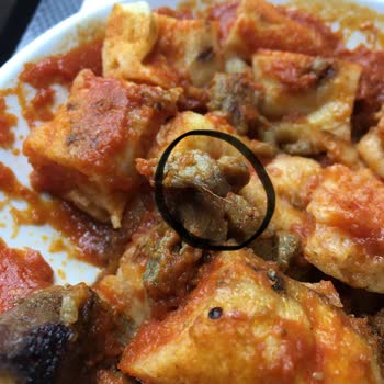 Yaprak Dönercisi Et İskender Üzerinde Bir Çok Kıl Var!