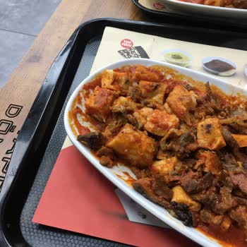 Yaprak Dönercisi Et İskender Üzerinde Bir Çok Kıl Var!