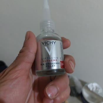 Vichy Cildimde Kabarcıklar Sivilciler Oluşması