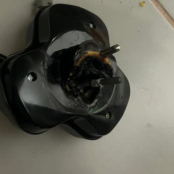 Koza Grup Elektrik 3'lü Priz Hatalı Ürün