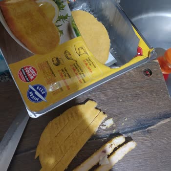 Erpiliç Şinitzelin İçerisinden Plastik Madde Çıktı