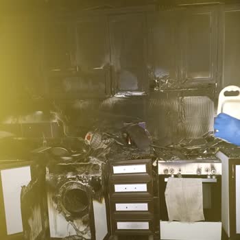 Profilo Profil Çamaşır Makinesi Evi Yaktı