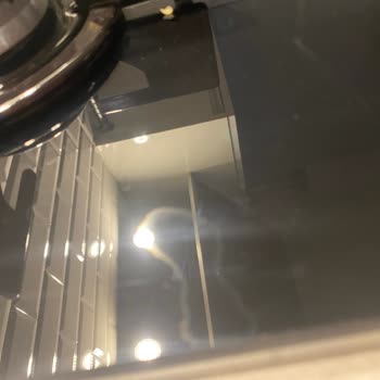 Arçelik Siyah Cam Ocakta Lekeler