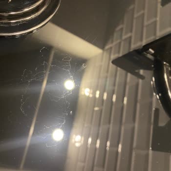 Arçelik Siyah Cam Ocakta Lekeler