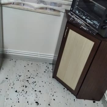 Simfer Fırının Camı Patladı