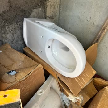 Vitra Yıpranmış Kutular Eksik Parçalar Kırılan Ürünlerde Garanti Olmaması