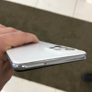 Samsung Telefon Garanti Süresinin Bitmesi İçin Oyalıyor