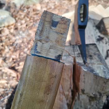 İzeltaş Balta Sapı Kırılıyor