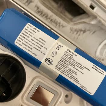 Robot Hastanesi İzinsiz Orijinal Bataryayı Değiştirdiler.