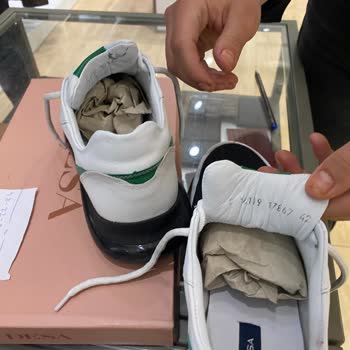 Desa Ayakkabıda Numara Farklılığı