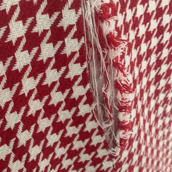 Özge Özgenç Defolu Ürün Satıyor!