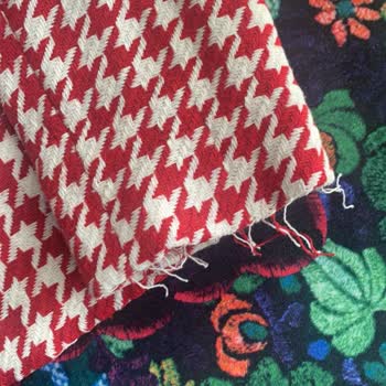 Özge Özgenç Defolu Ürün Satıyor!