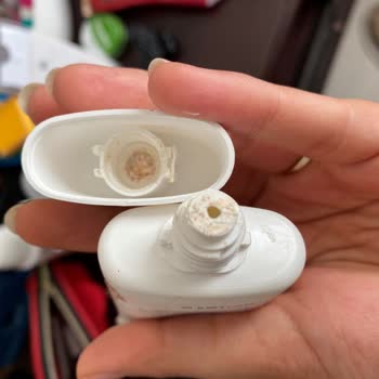 The Purest Solutions Trendyol'dan Aldığım The Purest İn Bozuk Güneş Kremi