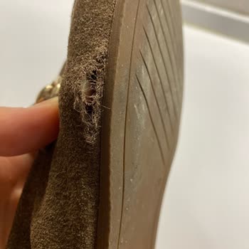 Flo Ayakkabı'dan Alınan Nine West Ayakkabı İlk Giymede Dağıldı