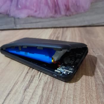 Philips Powerbank Pil Şişmesi