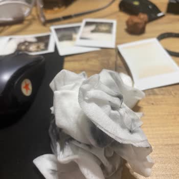 İnstax Mini 8 Mürekkep Akıyor