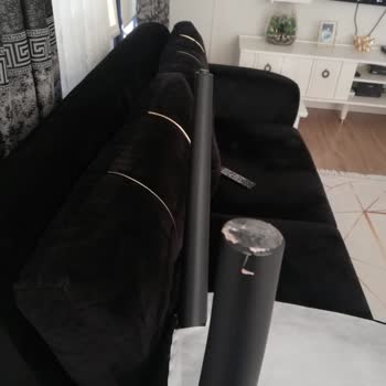 Marcabella Sandalyenin Bacağı Defolu