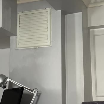 Marshall Renk Kartelası Buz Saçağı Gri Renk Duruyor Beyaz Değil