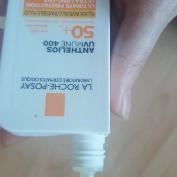 Cosmolog Orijinalliği Şüpheli La Roche Posay Güneş Kremi Gönderdi!