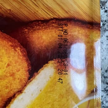 Şok Market 'te Küflü Keskinoğlu Şinitzel Satılıyor