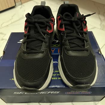 Skechers Alt Taban Yıpranması Ve Değişim Talebi