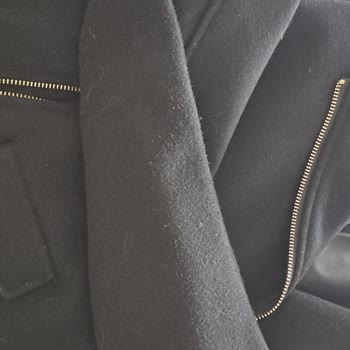 Zara Kase Mont Pamuklanma Yaptı