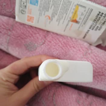 Hera Cosmetics'ten Gelen  La Roshe Orijinal Değil İade Etmek İstiyorum