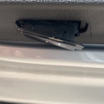 Skoda Karoq Sıfır Aracın Logo Aydınlatması Garanti Dışı Kalması