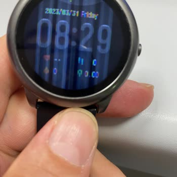 Haylou Saatin Ekranında Dikey Çizgiler Çıktı