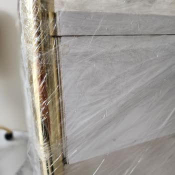 Me Grup Ceylan Kozmetik Kuaför Mobilyaları Defolu Ürün Gönderi