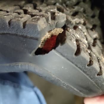 Formmedikal.com Birkenstock Birki Terlik Yarıldı