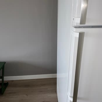 Profilo Buzdolabı Darbeli Görünüm