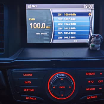 Nissan Arabanın Ekranı Donuyor, Radyo Çalışmıyor