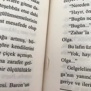 Koridor Yayıncılık BKM Kitaptan Sipariş Ettiğim Kitap Yırtık