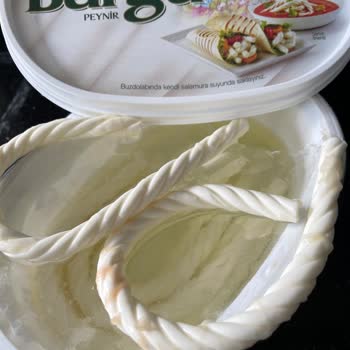 Muratbey Burgu Peynir Açıldıktan 3 Gün Sonra SKT Gelmeden Bozuldu