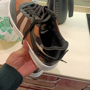 Orjinalstep_shoes (Instagram)  Defolu Ürün, İlgisiz Satıcı