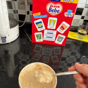 Ülker Bebe Bisküvisi Yağlı Ve Erimiyor!