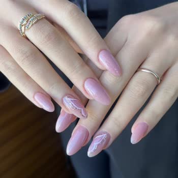 Ebru Ergün Beauty Hayal Bile Edemeyeceğiniz Kadar Kötü Tırnaklara Sahip Olun