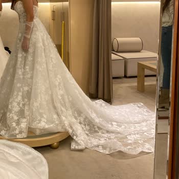 Vakko Wedding Eski Sezon Kaldırılmış Gelinlik!