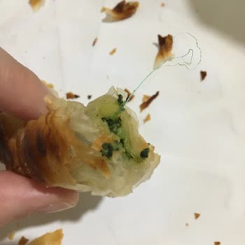 A101'den Alınan 'Nimet' Börekte Yabancı Cisim Çıkması