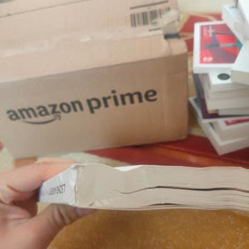 Amazon'un Yıpranmış Kitap Gönderimi