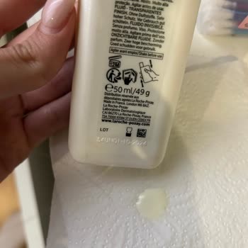 La Roche Posay Anthelios Koku Şikayeti