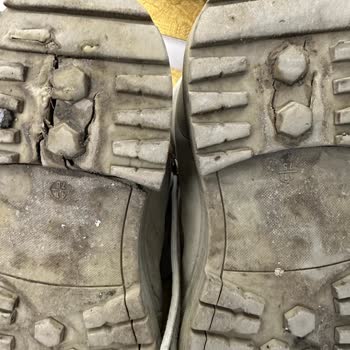 Shredding And Tearing Of Pull & Bear Product Within 2-3 Months