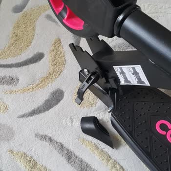 Oyuncak Merkezi Scooter Ürünümün Kırık Gelmesi 03.04.2023 Teslim Tarihli